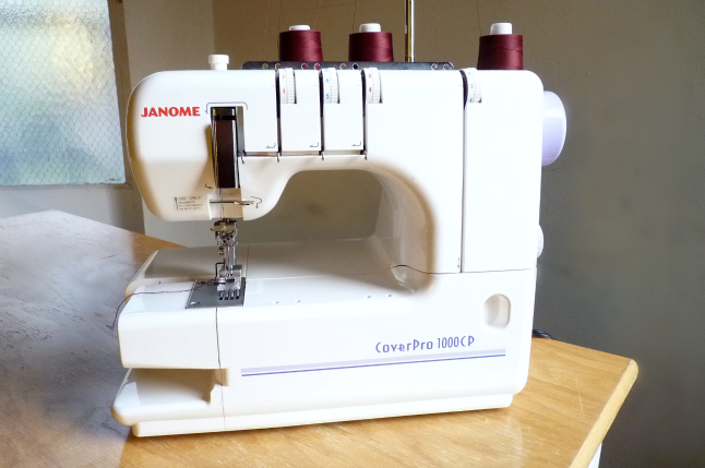 Janome Cover Pro 2   -  4