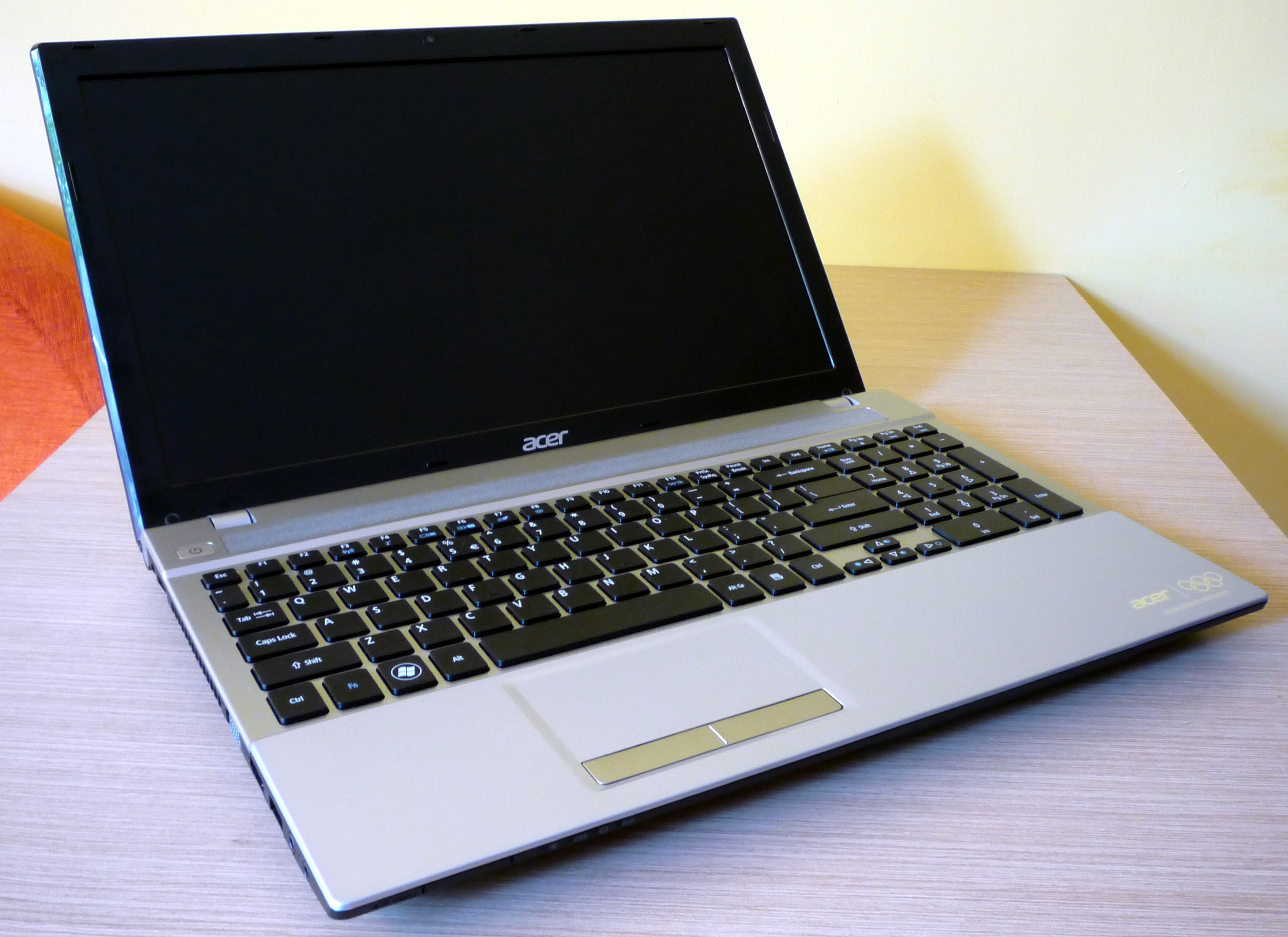 Acer aspire 500