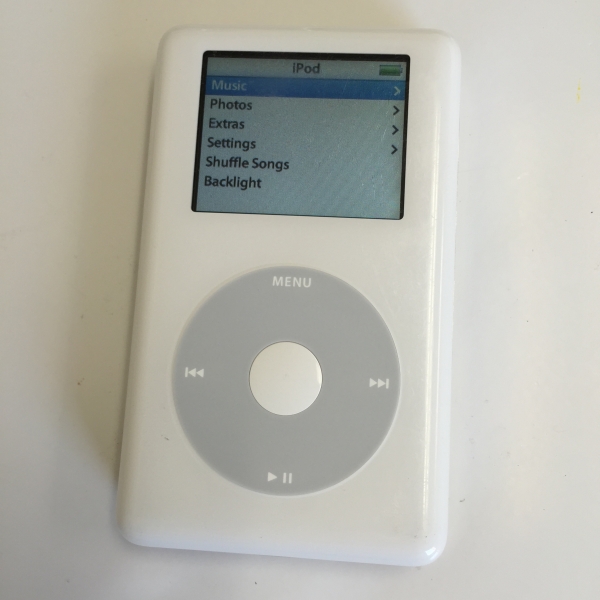  Ipod 30gb -  3