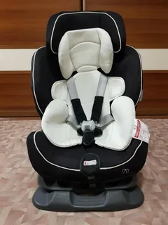 Автокресло carmate zutto