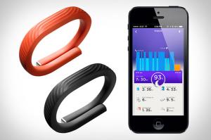 &quot;Умный&quot; браслет Jawbone Up разбудит утром и проконтролирует рацион