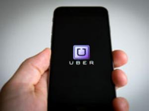 Таксистам Uber предоставлен статус коллективного иска в суде по трудовым вопросам