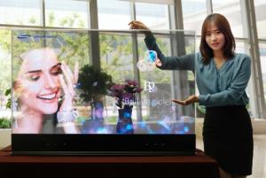 Прозрачный OLED-дисплей первыми в мире представили в Samsung