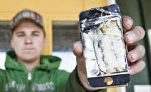 Подростки из Канады и США пострадали от сгоревших iPhone