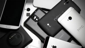 Впервые в России отмечено квартальное снижение продаж смартфонов