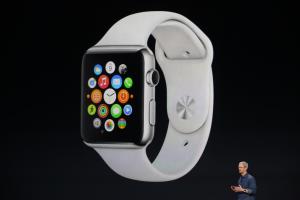 Названа дата начала продаж «умных» часов Apple Watch