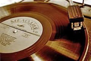 На iTunes будут выложены 700 популярных альбомов от лейбла «Мелодия»