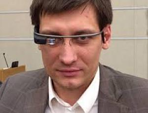 Депутаты Госдумы оценили очки Google Glass