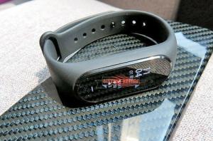 ТОП-10 лучших фитнес-браслетов 2018-2019 годов Фото 3