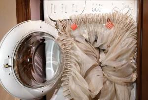 Особенности стирки штор в стиральной машине Фото 1