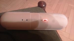 Beats Pill Red