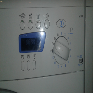 Indesit WISE 8
