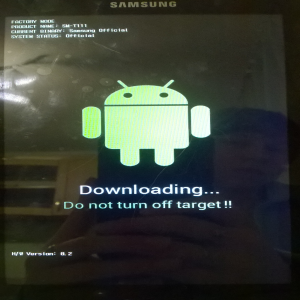Samsung GALAXY Tab 3 lite 3G 8GB SM-T111 Cream White
