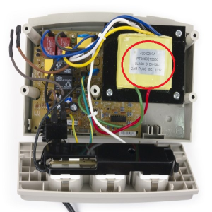 APC Line-R 600VA Auto