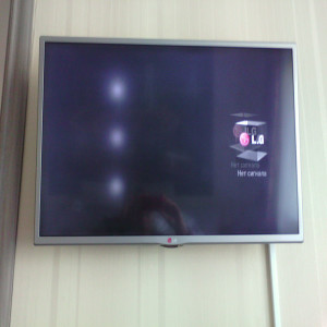 LG 32LB580U