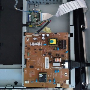 LG 22EN43S