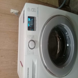 Indesit bwsa 61051