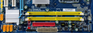 Gigabyte GA-945GCM-S2L