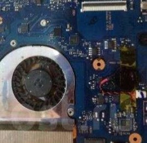 Samsung NP-305U1A-A05RU