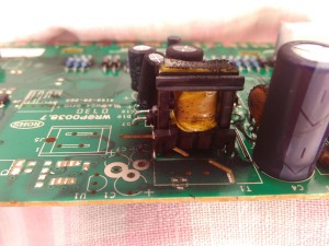 Ariston AVTL 83