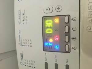 Hotpoint-Ariston AVTF 104