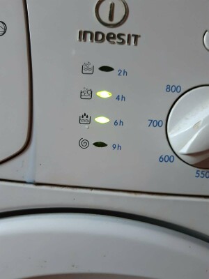 Indesit WISL 85 X