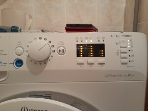 Indesit bwsa 61051