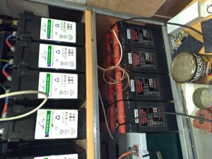 APC Smart-UPS SUA2200RMI2U