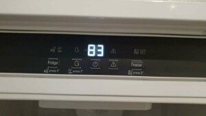 Hotpoint-Ariston BCB 7525 AA (RU)