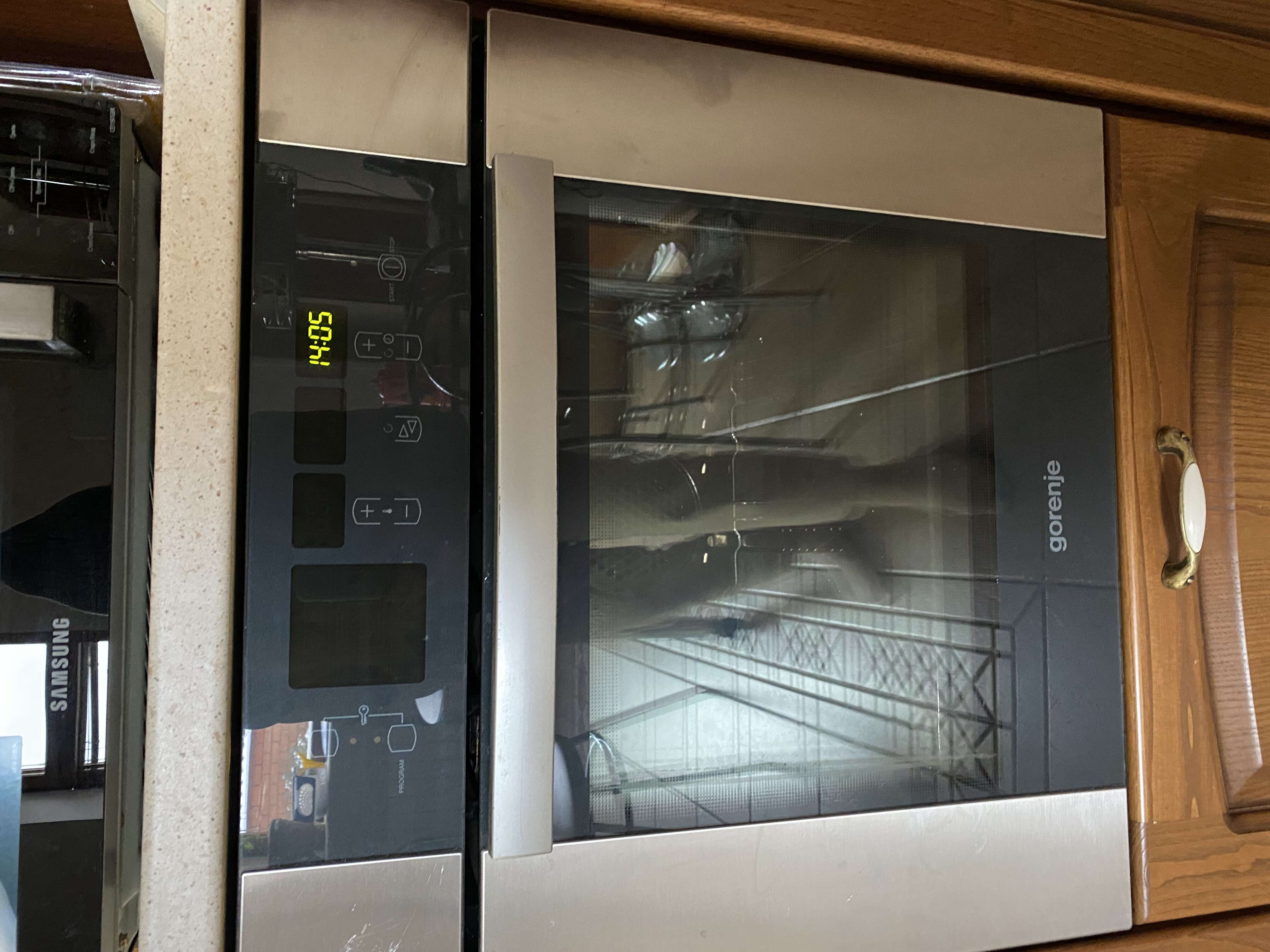 Вышли из строя телескопические направляющие духовки gorenje d9000e есть ...
