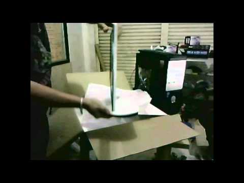 Видео превью: Unboxing aoc ultra thin led monitor e943fw series