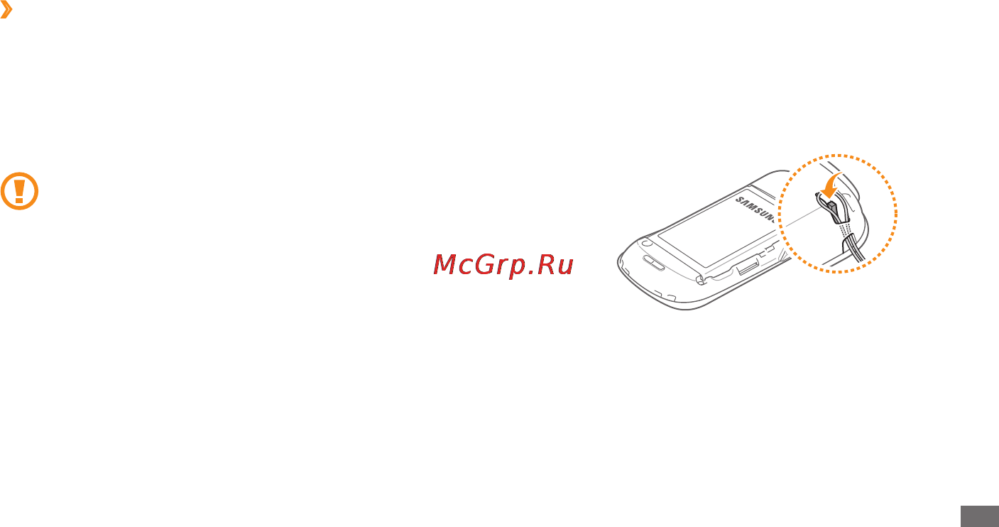 Samsung GT-I5800 Deep Black [15/129] Прикрепление наручного ремешка дополнительно