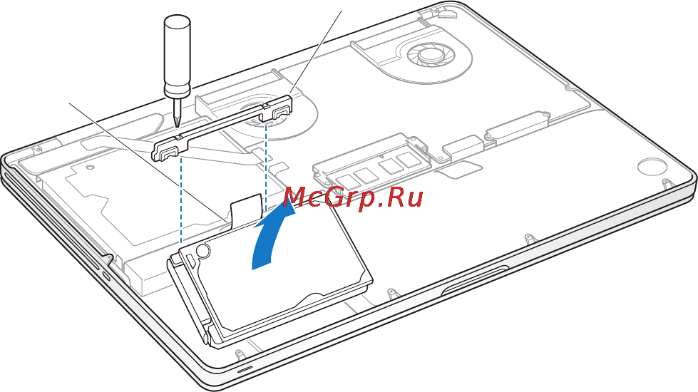 Apple MD318 [44/96] Найдитедержательнаверхнейповерхностидиска крестовойотверткойослабьте дваневыпадающихвинта которыефиксируютдержатель поместитедержатель вбезопасноеместо