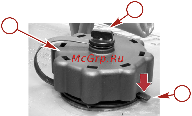 Mercury Marine ME F 5 M [37/71] Снятие крышки топливного бака